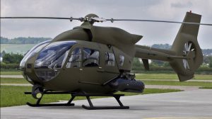 Die H145 von Airbus Helicopters fliegt als Unterstützungshubschrauber für die Spezialkräfte der Bundeswehr. Im Bild ein Prototyp.  (#1)