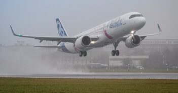 Am 31. Januar 2018 startete der Airbus A321LR in Hamburg-Finkenwerder zum Erstflug.