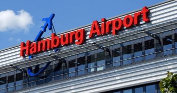 Hamburger Flughafen gründet Betreibergesellschaft für (Foto: AdobeStock - nmann77 360693603)