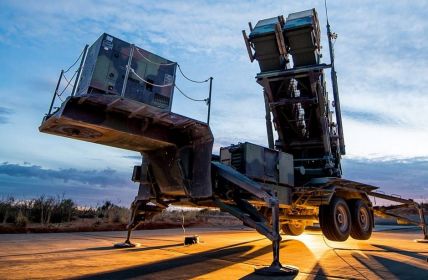 Raytheon bietet fortschrittliche Luftverteidigungssysteme für (Foto: Raytheon)