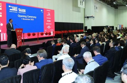 transport logistic Southeast Asia und air cargo Southeast Asia: Eine erfolgreiche Premiere in (Foto: transport logistic Southeast Asia und air cargo Southeast Asia)