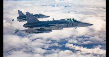 Saab unterzeichnet Vertrag über Lieferung von vier Gripen C-Kampfflugzeugen an (Foto: Saab)